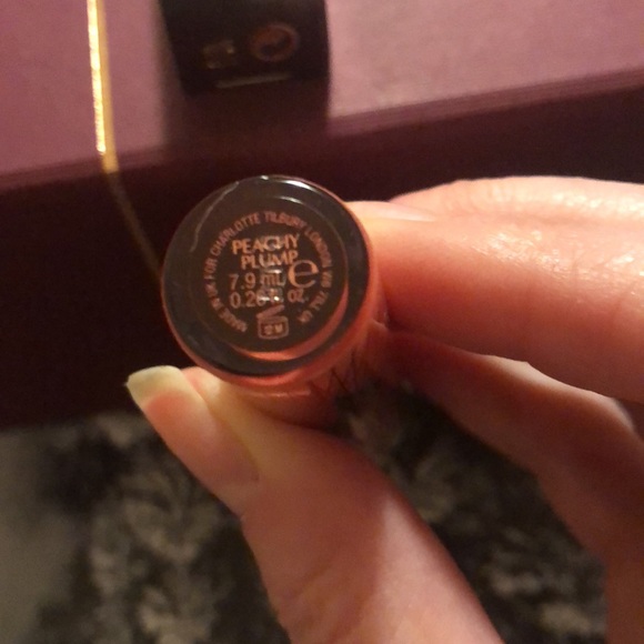 Charlotte Tilbury Collagen Lip Bath in Peachy Plump BNIB - Picture 3 of 3